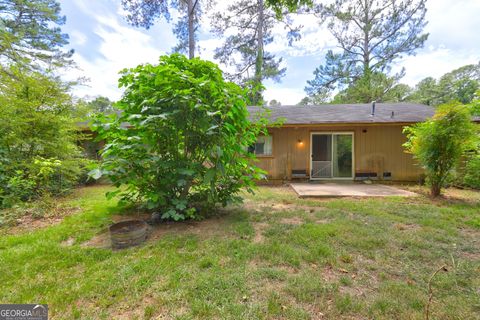 A home in Riverdale