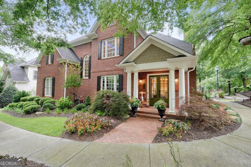1451 Hedgewood LN NW