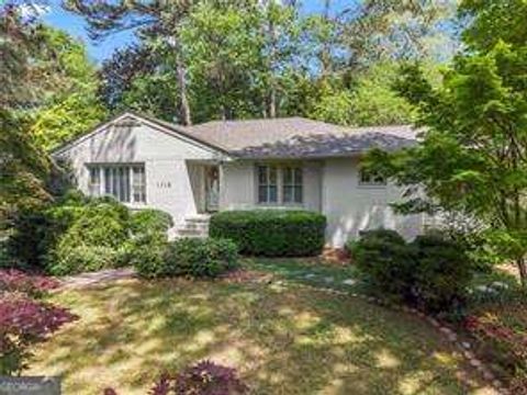 Photo of 1116 Citadel Drive NE, Atlanta, GA 30324 (MLS # 10734634)