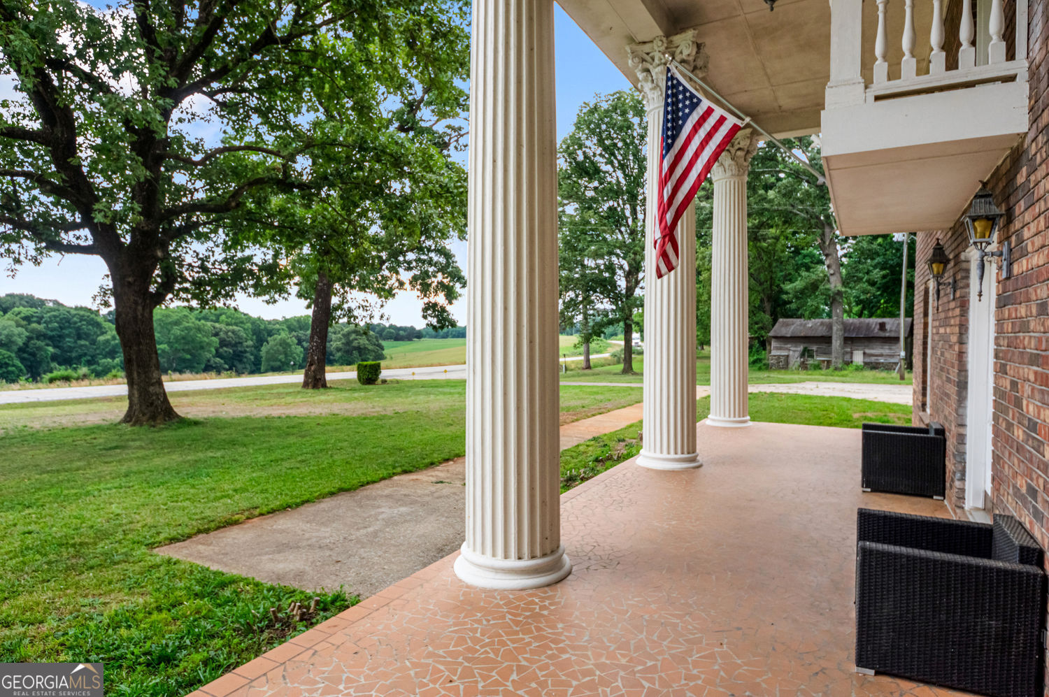 451 Toms Creek RD