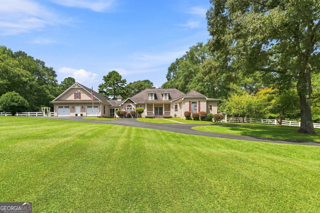 Photo of 215 Dorsey Road, Hampton, GA 30228 (MLS # 10831770)