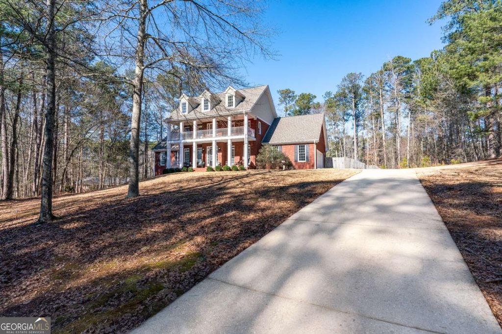 Photo of 5875 Sandy Creek Road, Loganville, GA 30052 (MLS # 10681632)