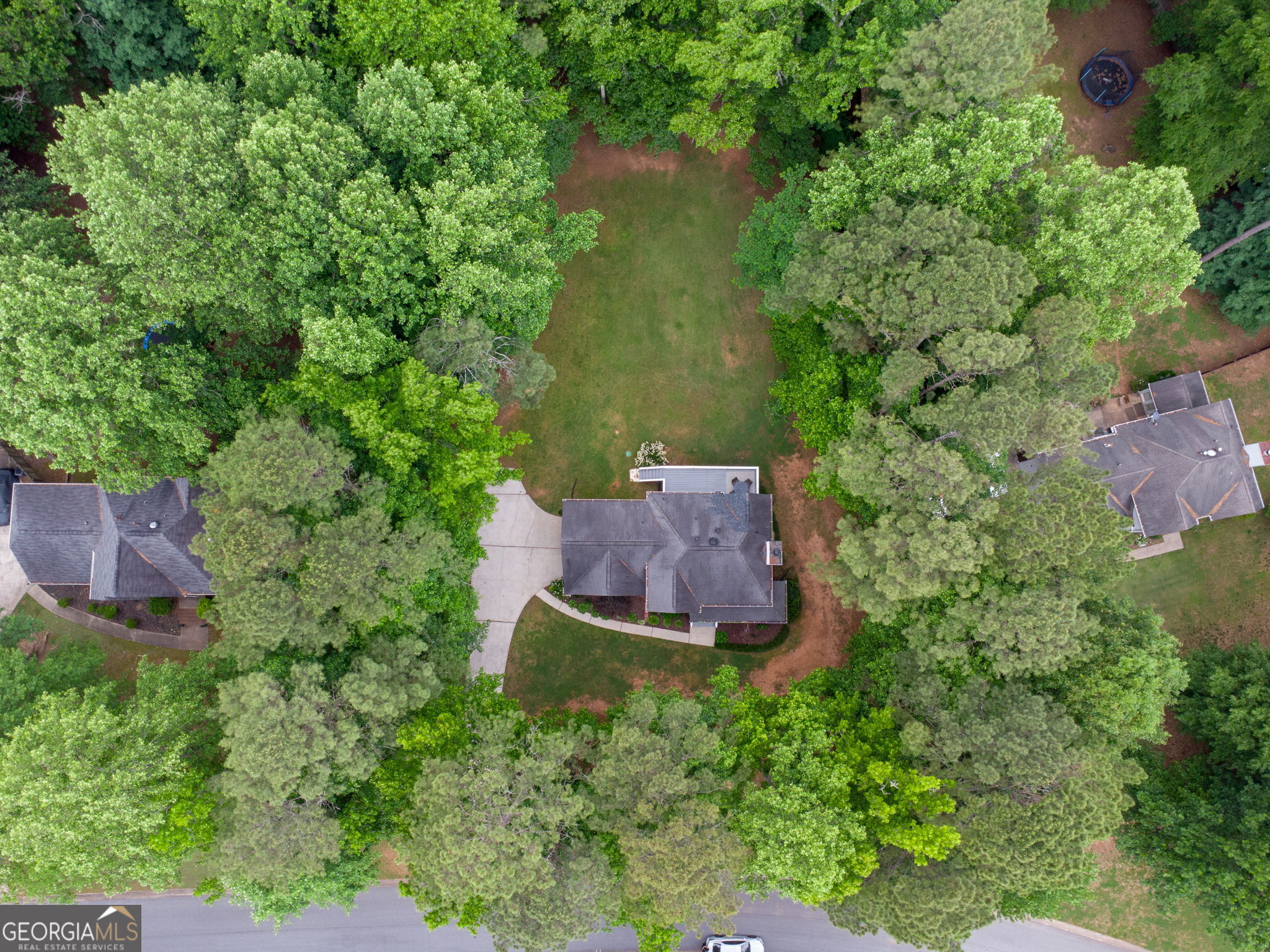 80 Chatsworth PL