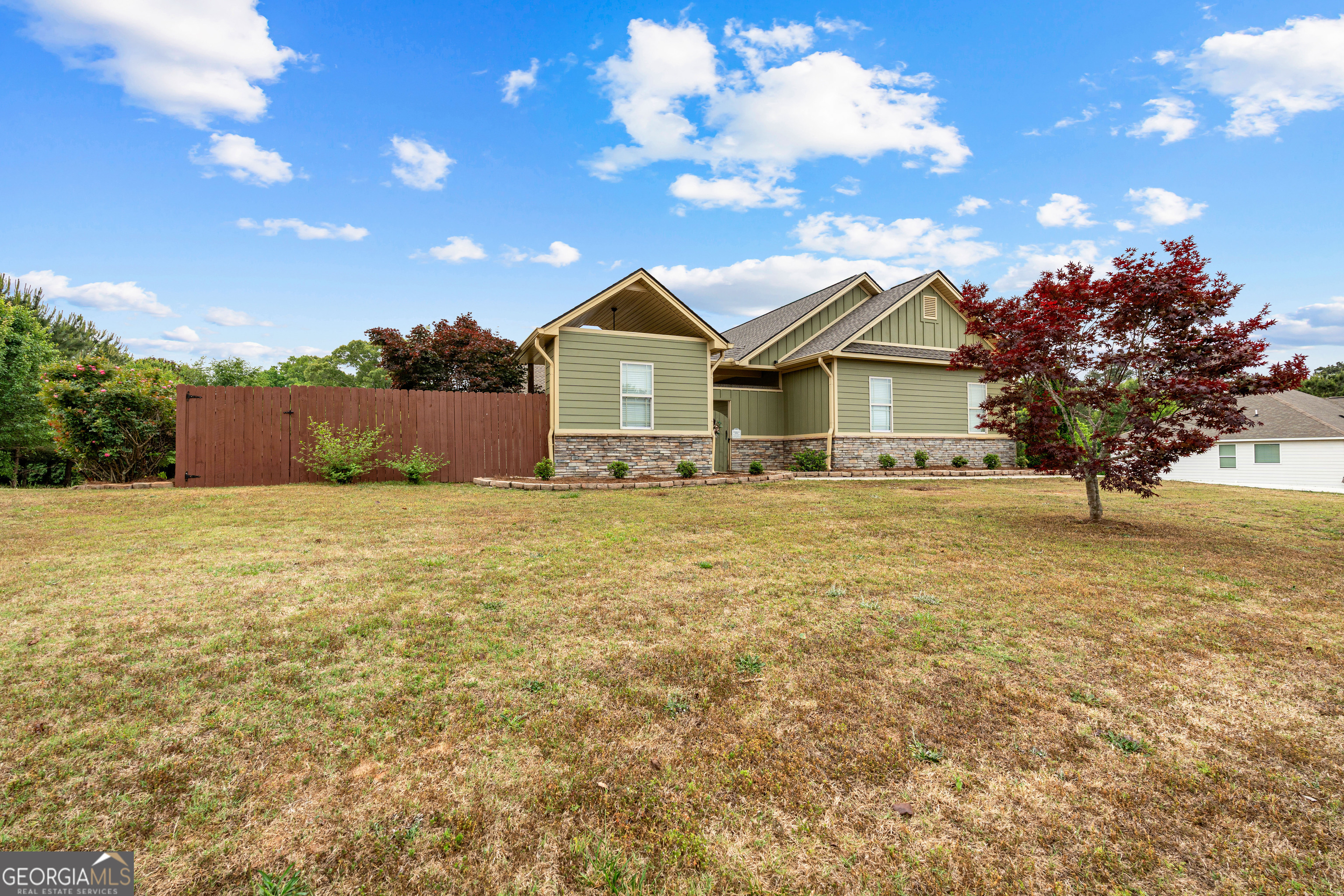 104 Field DR