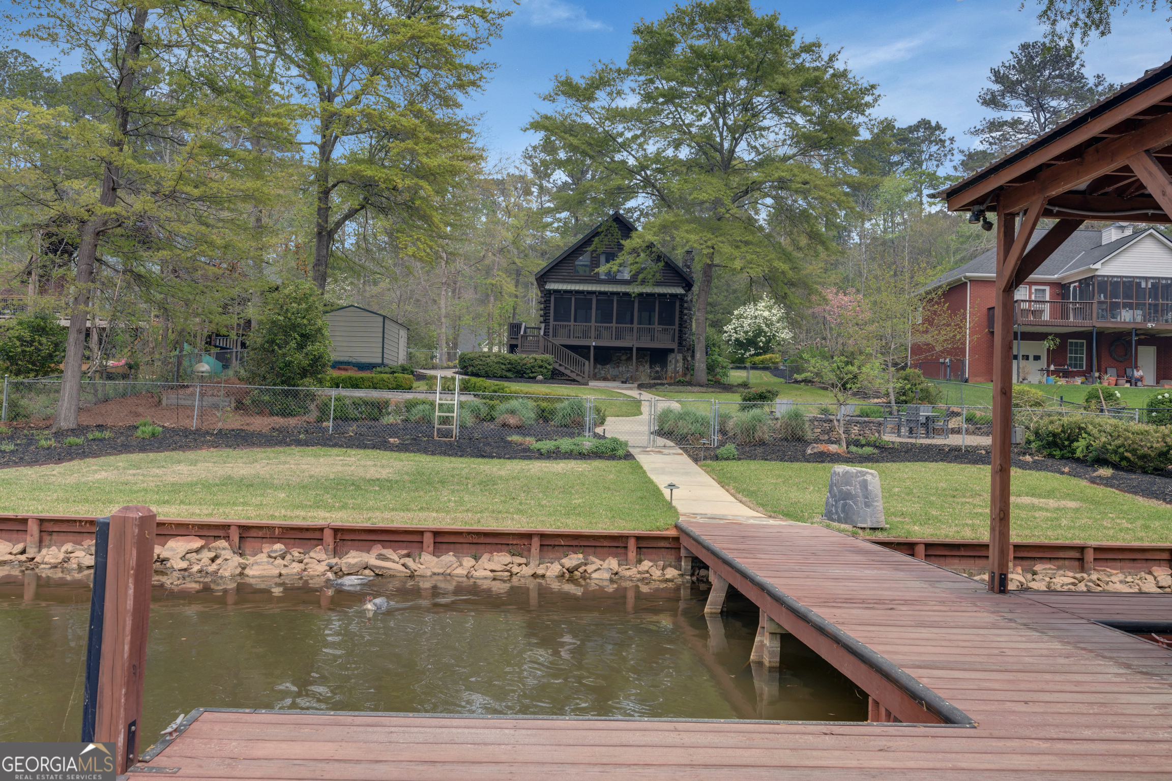 179 Parrot DR