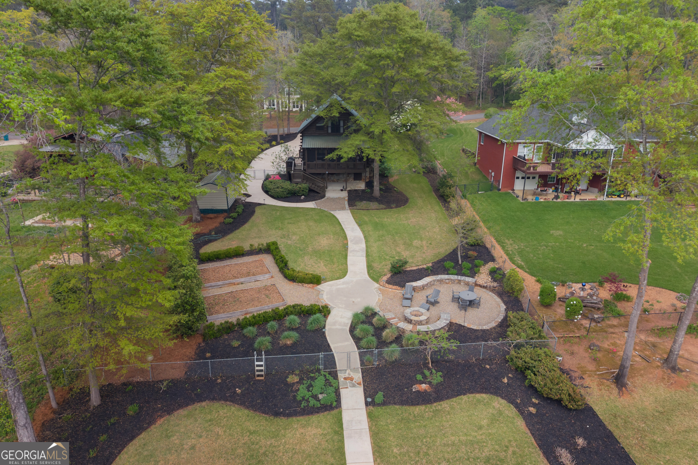 179 Parrot DR