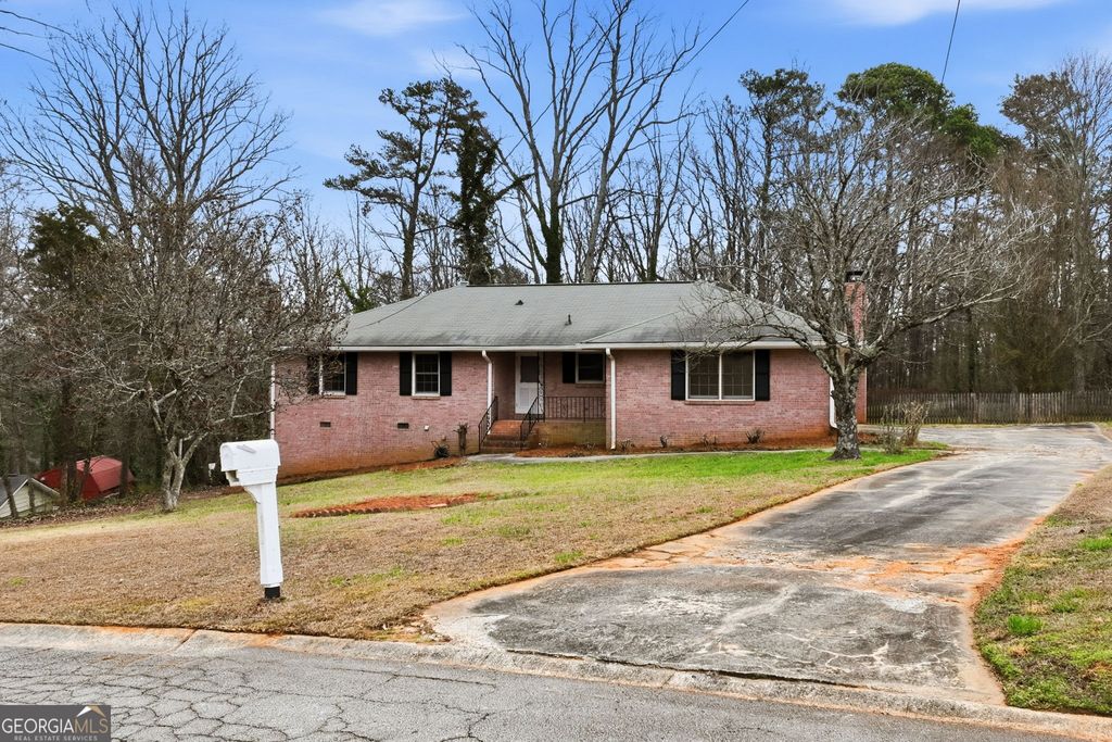 Photo of 2378 Cambridge Street, Snellville, GA 30078 (MLS # 10705799)