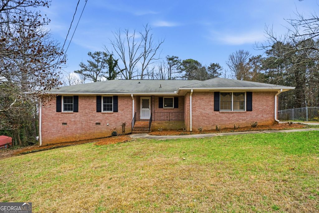 Photo of 2378 Cambridge Street, Snellville, GA 30078 (MLS # 10705799)