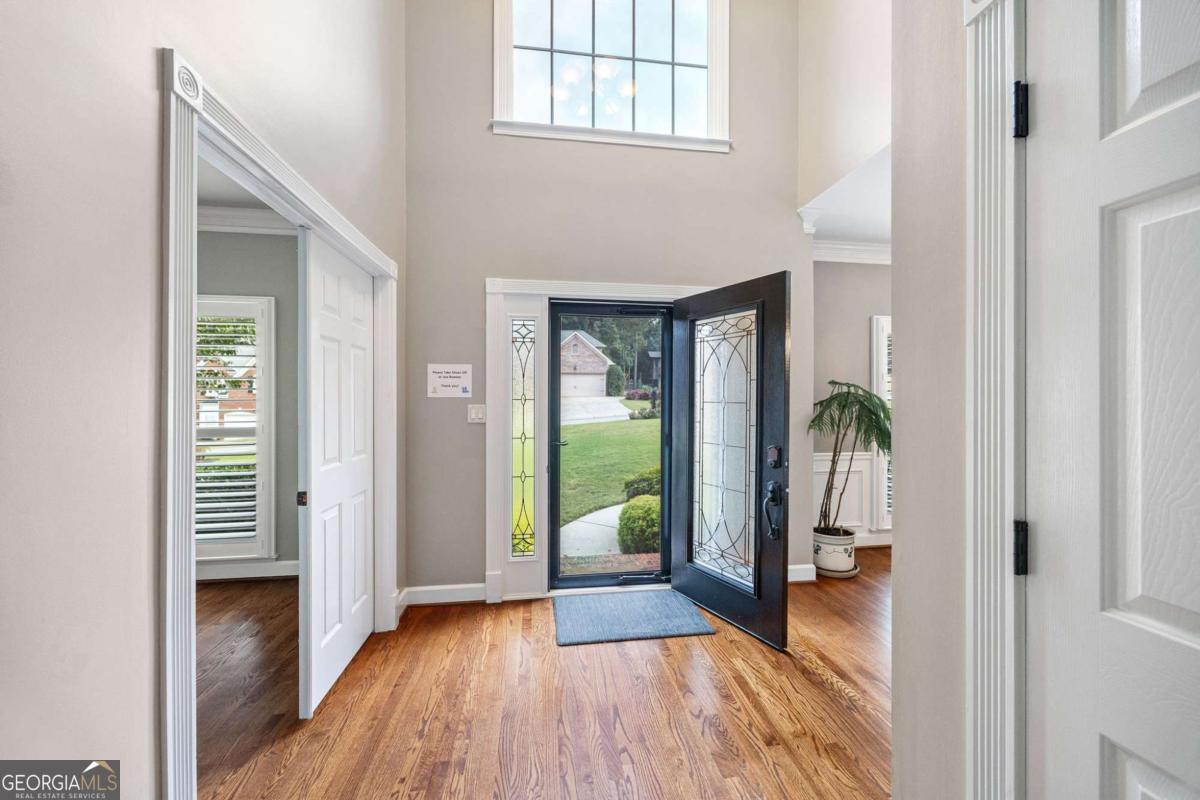 3695 Rosehaven WAY