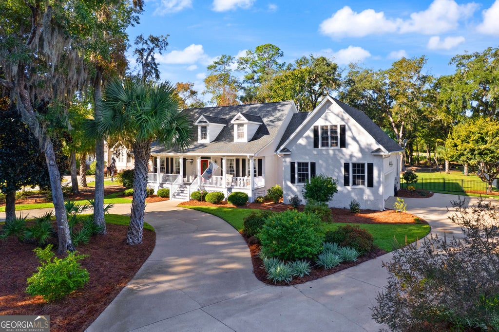 Photo of 187 Harbor Pointe Drive, Brunswick, GA 31523 (MLS # 10879469)