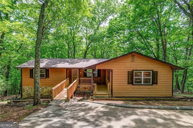 283 Fairview CT