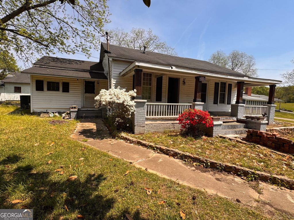 Photo of 1500 Cook Road, Oxford, GA 30054 (MLS # 10736411)