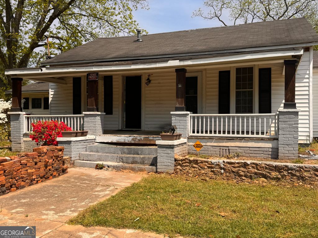 Photo of 1500 Cook Road, Oxford, GA 30054 (MLS # 10736411)