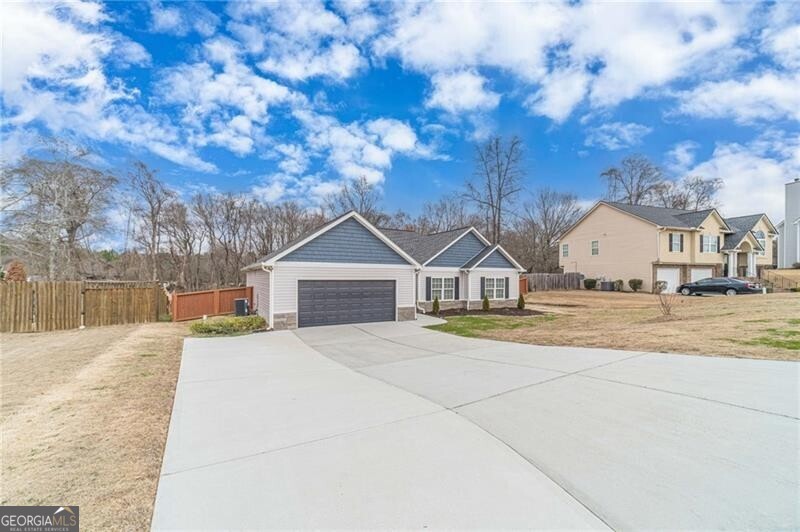 1587 Pointe South CIR