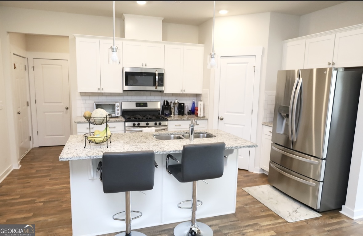 2845 Long Shadow CT