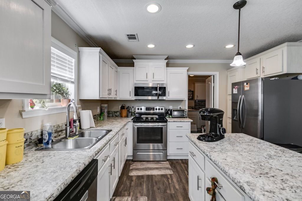 131 Bob White LN
