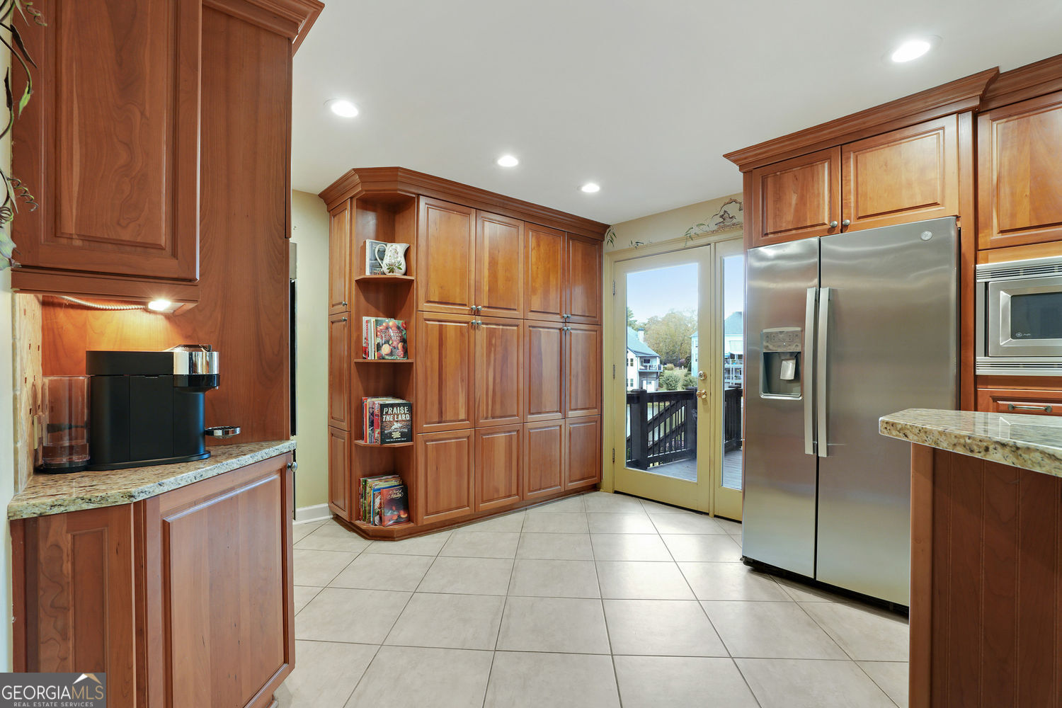 MT VERNON LAKE - Residential