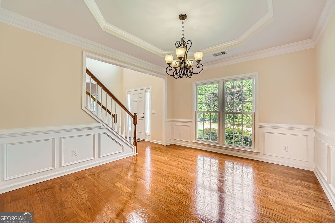 1713 PARAMORE PL NE