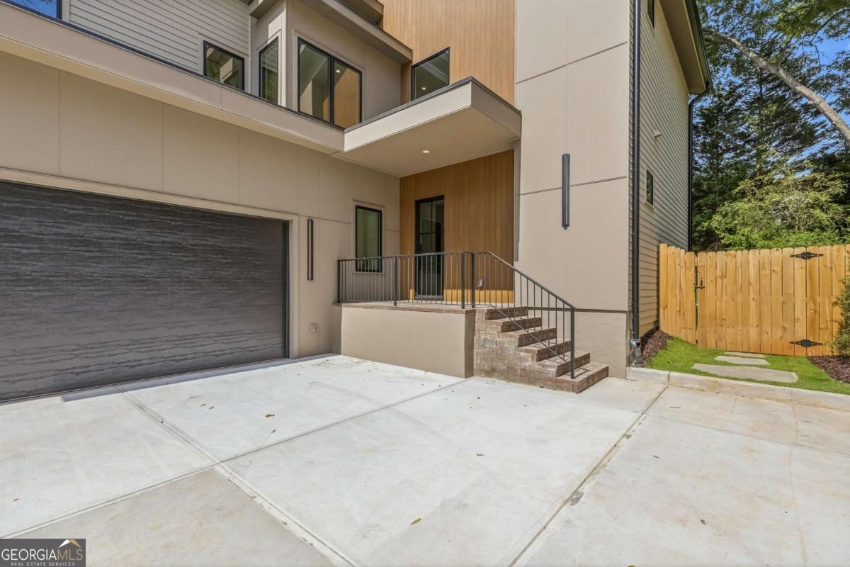 246 Garland AVE