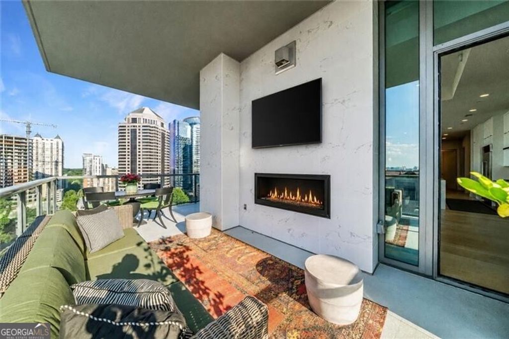 Photo of 40 12th Street NE #1603, Atlanta, GA 30309 (MLS # 10774636)