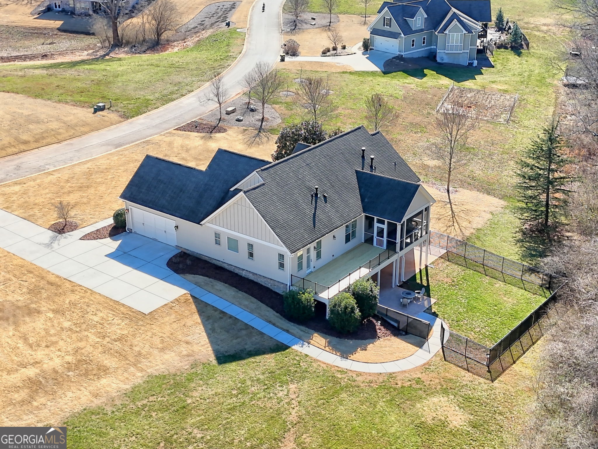 Clarkesville, Georgia 30523, United States, 4 Bedrooms Bedrooms, ,4 BathroomsBathrooms,Residential,Active,80352