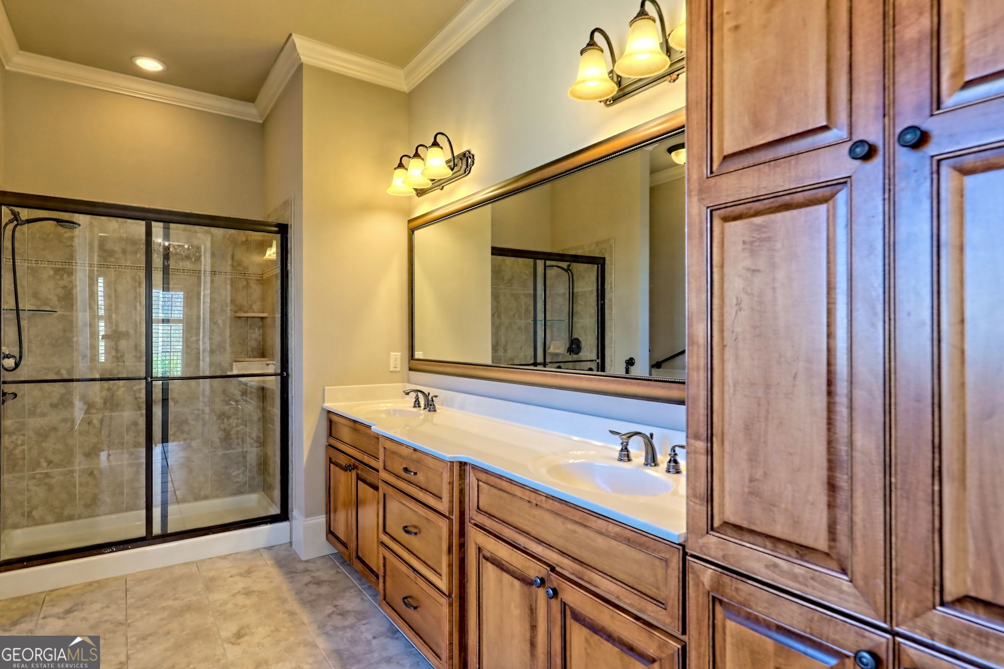 Clarkesville, Georgia 30523, United States, 4 Bedrooms Bedrooms, ,4 BathroomsBathrooms,Residential,Active,80352