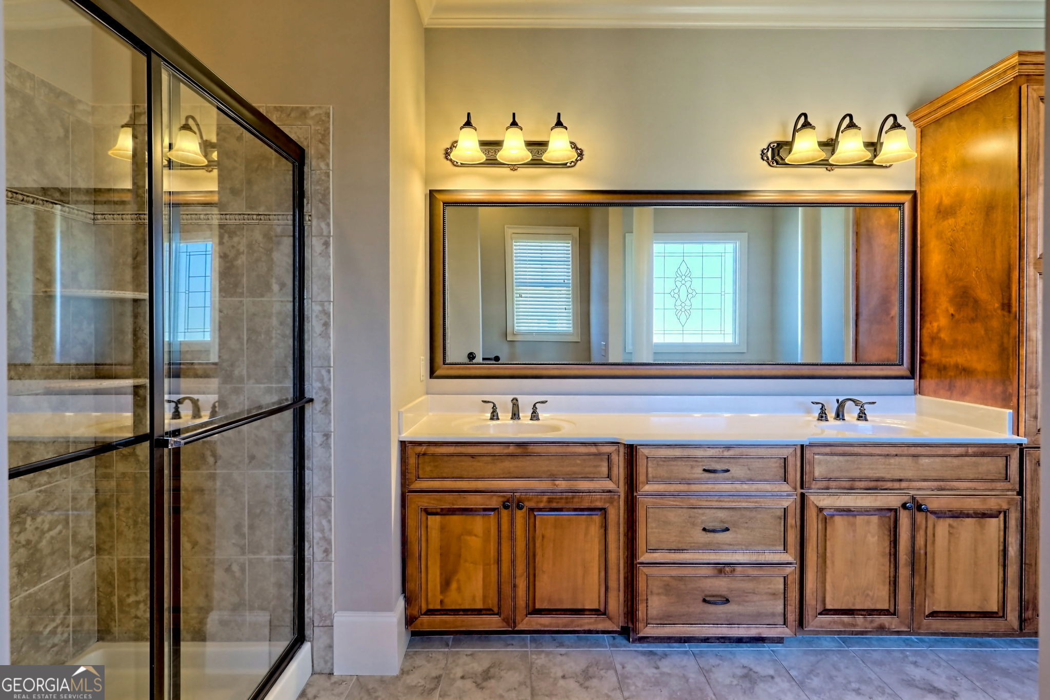 Clarkesville, Georgia 30523, United States, 4 Bedrooms Bedrooms, ,4 BathroomsBathrooms,Residential,Active,80352