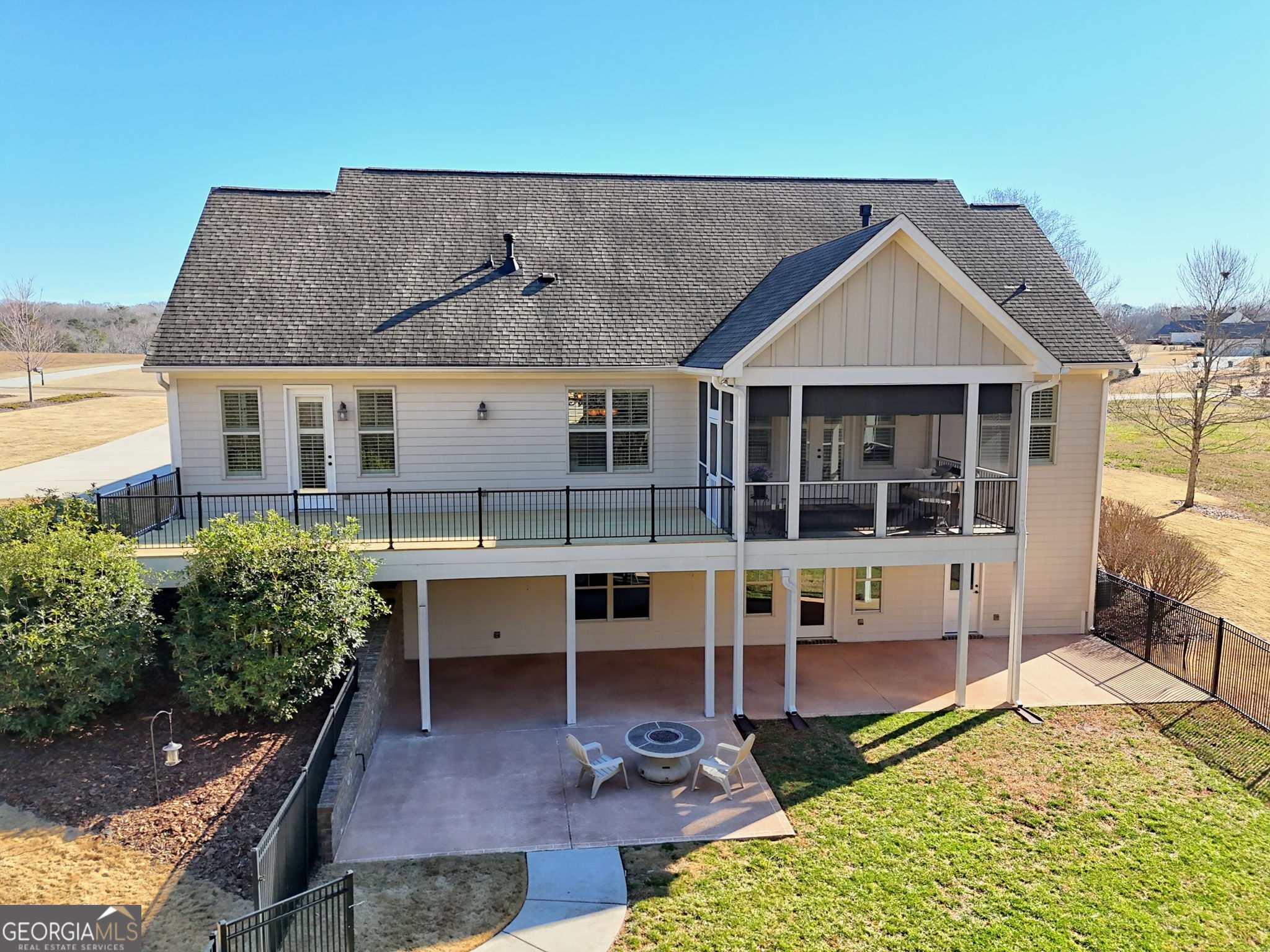 Clarkesville, Georgia 30523, United States, 4 Bedrooms Bedrooms, ,4 BathroomsBathrooms,Residential,Active,80352