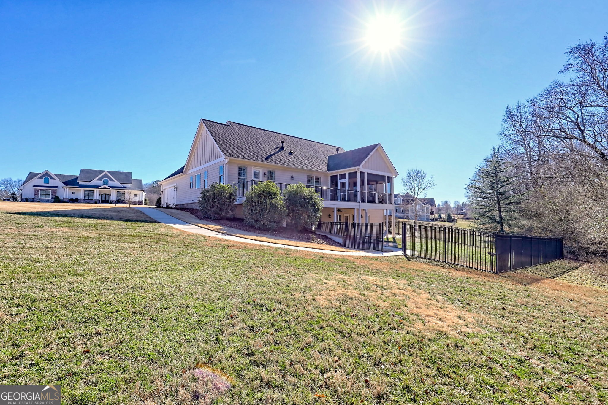 Clarkesville, Georgia 30523, United States, 4 Bedrooms Bedrooms, ,4 BathroomsBathrooms,Residential,Active,80352