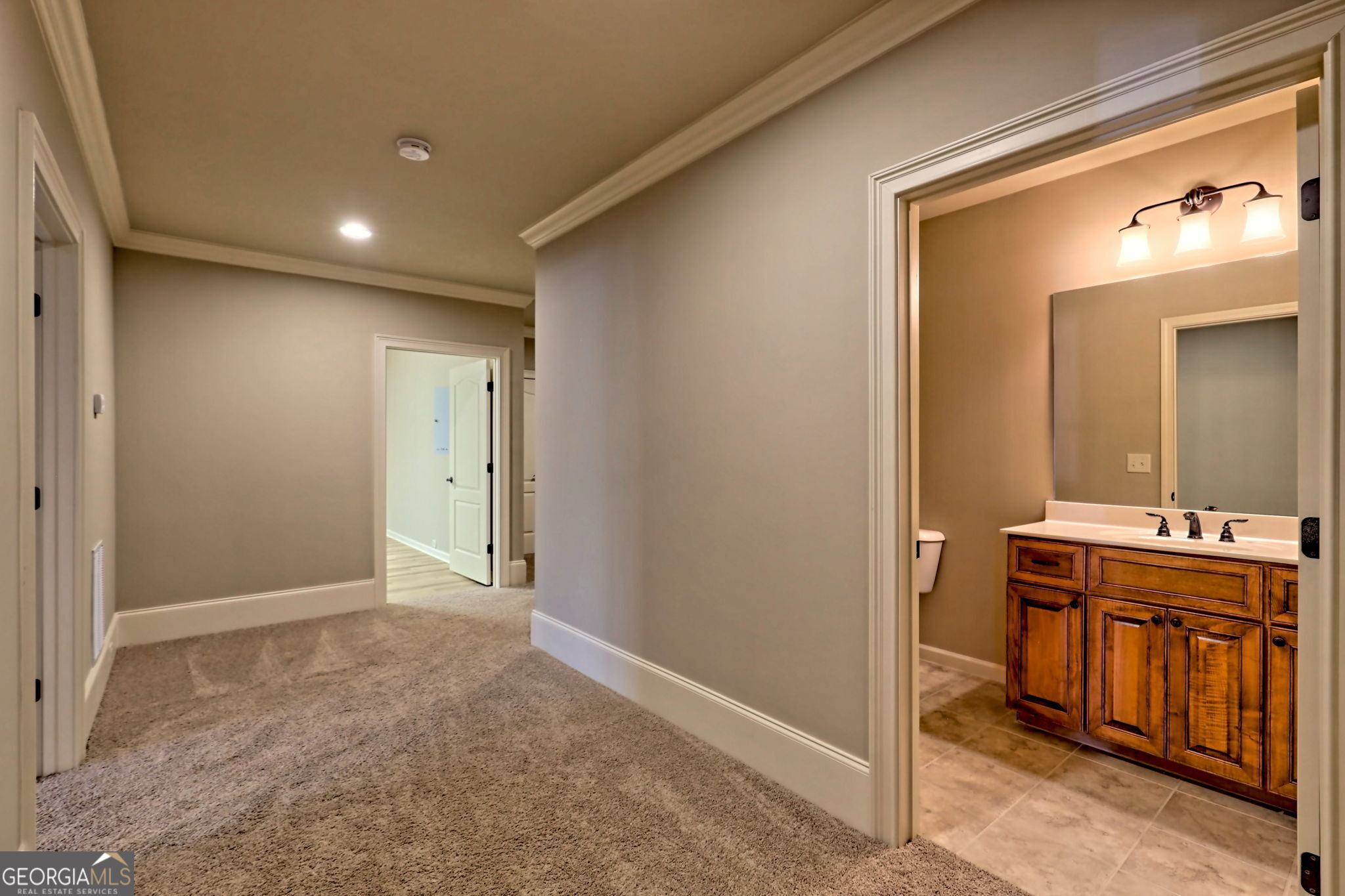 Clarkesville, Georgia 30523, United States, 4 Bedrooms Bedrooms, ,4 BathroomsBathrooms,Residential,Active,80352