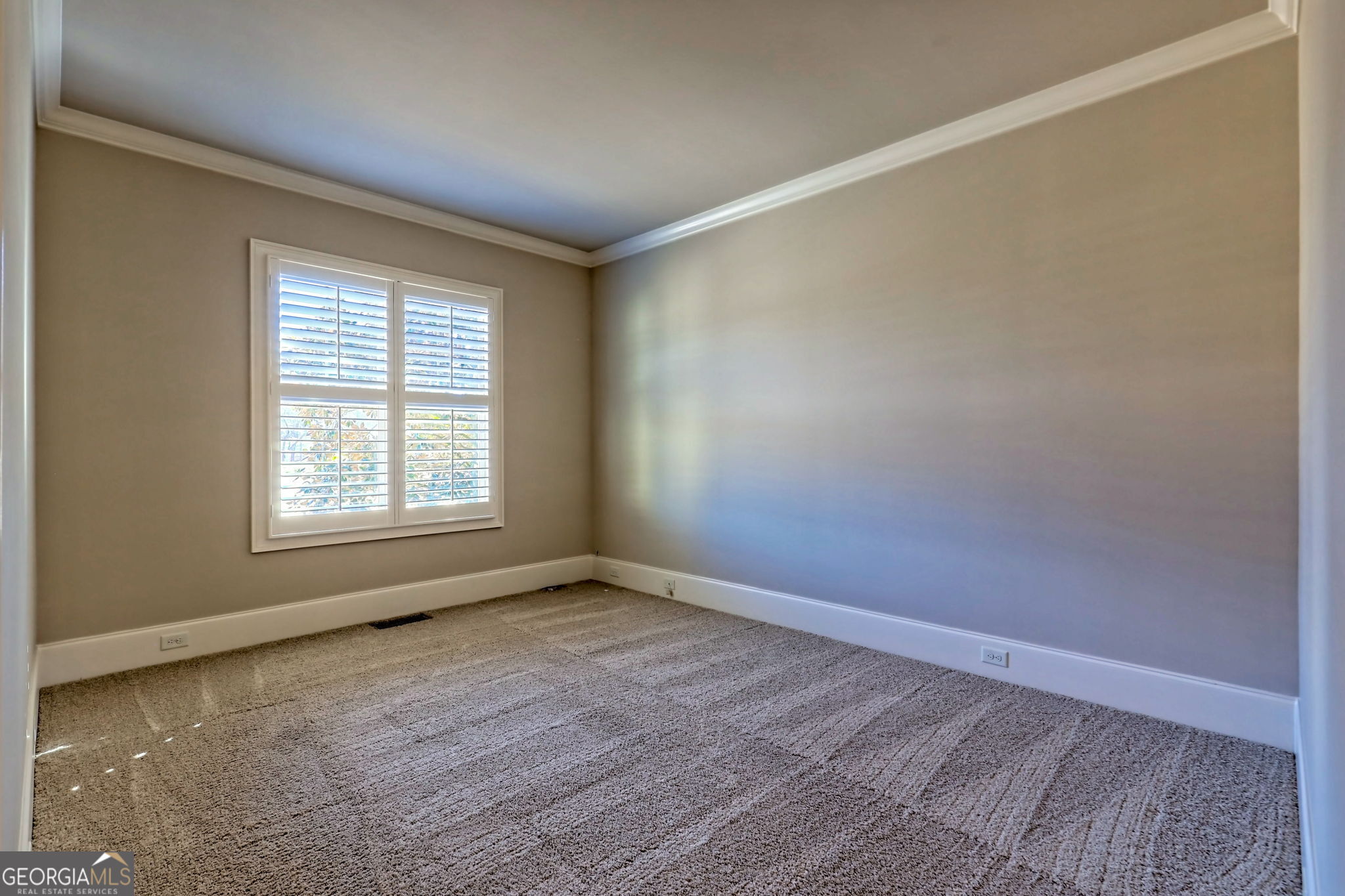 Clarkesville, Georgia 30523, United States, 4 Bedrooms Bedrooms, ,4 BathroomsBathrooms,Residential,Active,80352