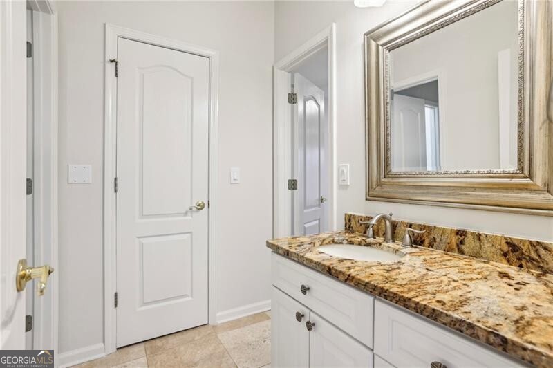 Regency Lake - Residential