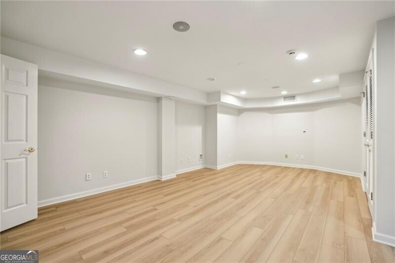 Regency Lake - Residential