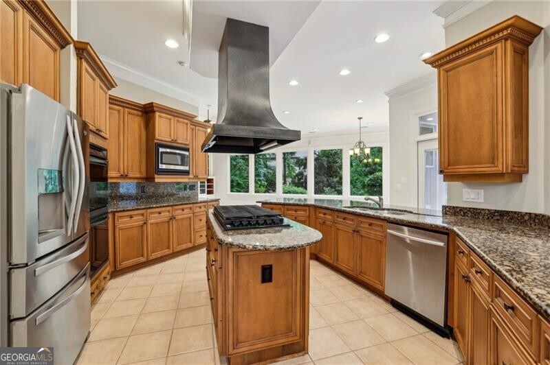Regency Lake - Residential
