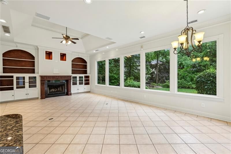 Regency Lake - Residential