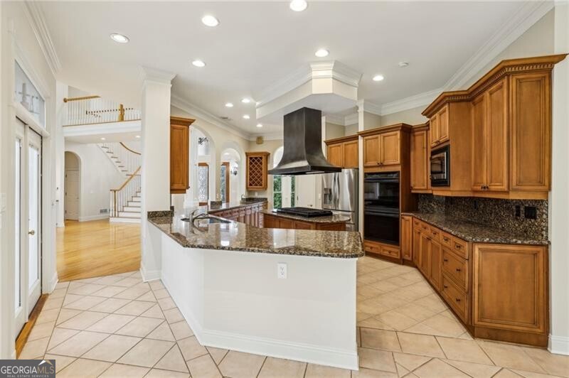 Regency Lake - Residential
