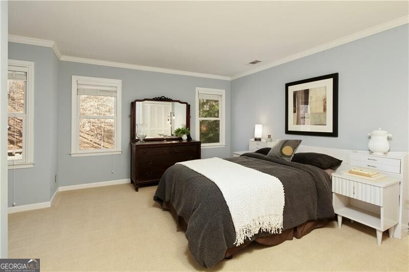 Roswell, Georgia 30075, United States, 4 Bedrooms Bedrooms, ,4 BathroomsBathrooms,Residential,Pending,79685