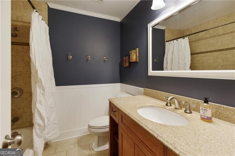 Roswell, Georgia 30075, United States, 4 Bedrooms Bedrooms, ,4 BathroomsBathrooms,Residential,Pending,79685