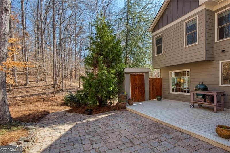 Roswell, Georgia 30075, United States, 4 Bedrooms Bedrooms, ,4 BathroomsBathrooms,Residential,Pending,79685