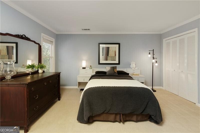 Roswell, Georgia 30075, United States, 4 Bedrooms Bedrooms, ,4 BathroomsBathrooms,Residential,Pending,79685