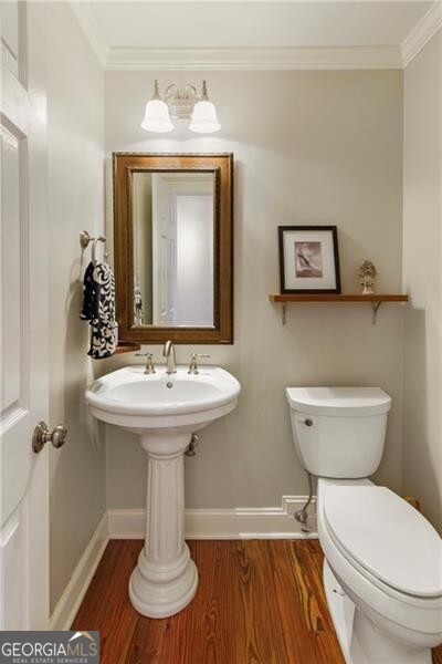 Roswell, Georgia 30075, United States, 4 Bedrooms Bedrooms, ,4 BathroomsBathrooms,Residential,Pending,79685