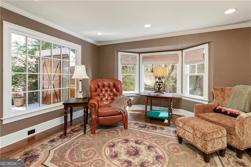 Roswell, Georgia 30075, United States, 4 Bedrooms Bedrooms, ,4 BathroomsBathrooms,Residential,Pending,79685