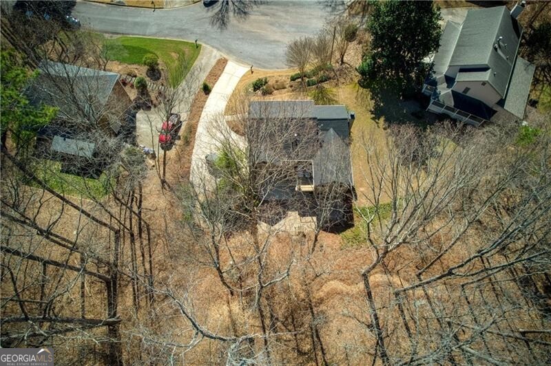 Roswell, Georgia 30075, United States, 4 Bedrooms Bedrooms, ,4 BathroomsBathrooms,Residential,Pending,79685