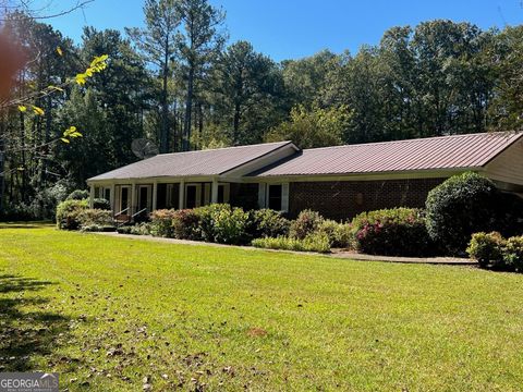 1500 Pine Forest RD Mansfield GA 30055