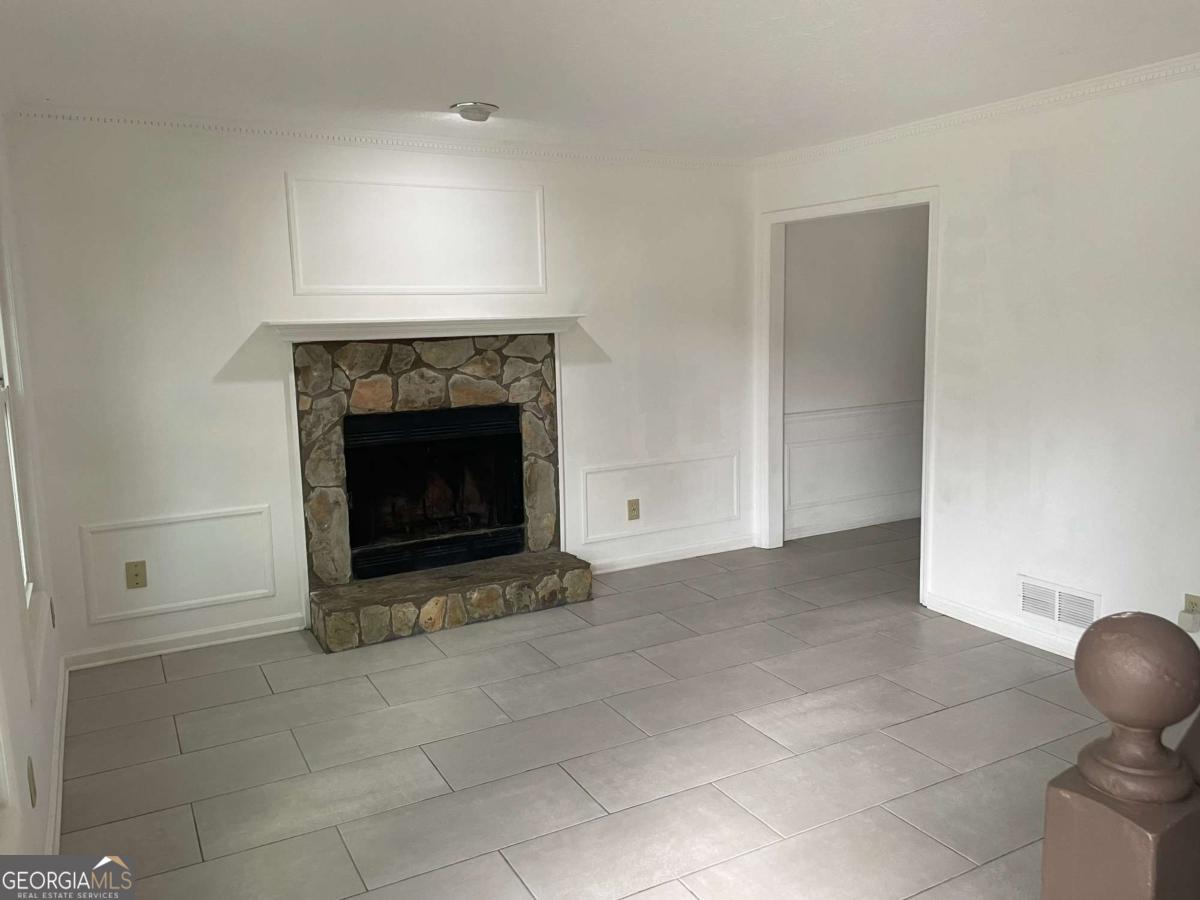 Mainstreet - Residential Lease