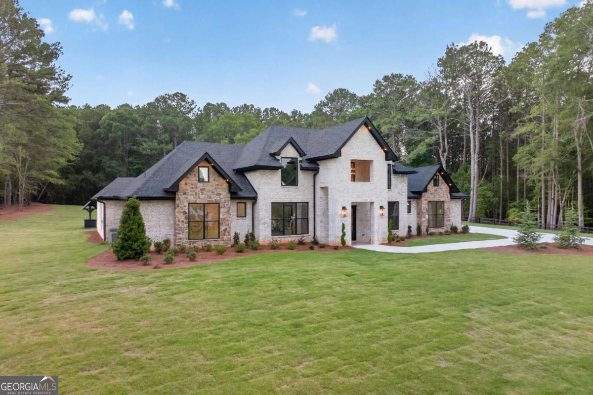 292 Double Springs RD SW