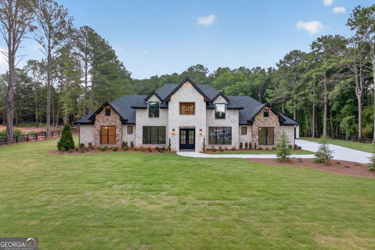 292 Double Springs RD SW