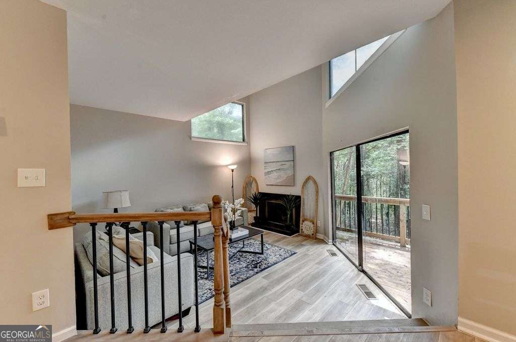 2503 Terrace TRL