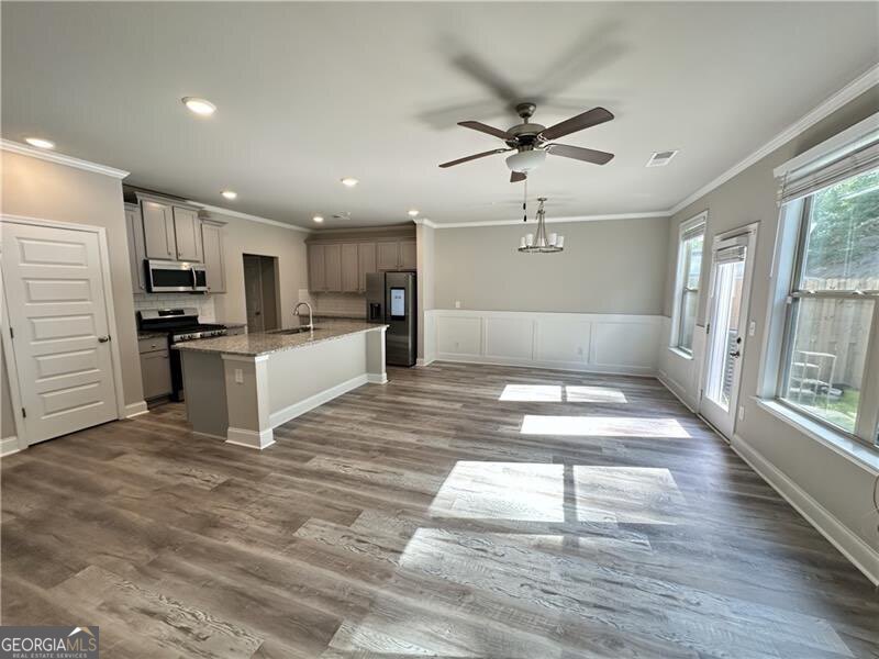 203 Yellowwood WAY