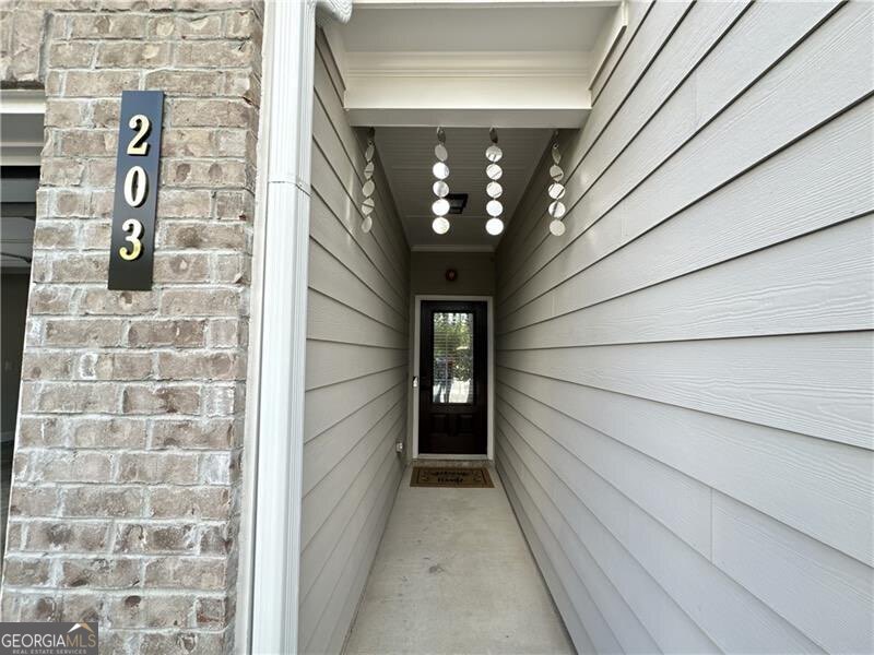 203 Yellowwood WAY